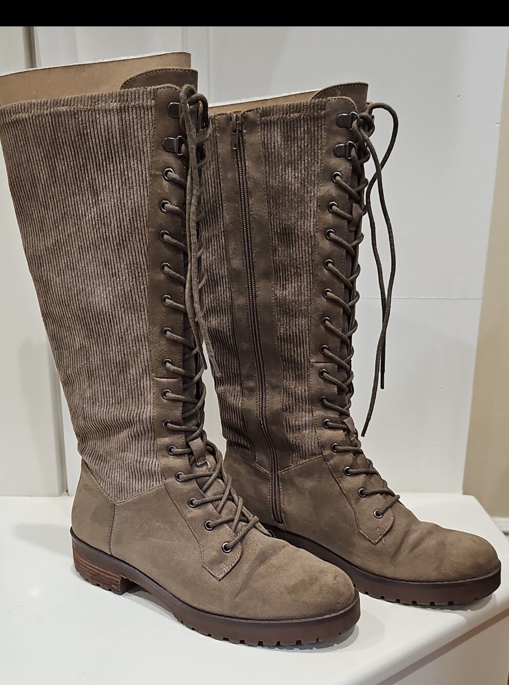 Crown Vintage Tall Lace-Up Women's Boots in Taupe Size 11